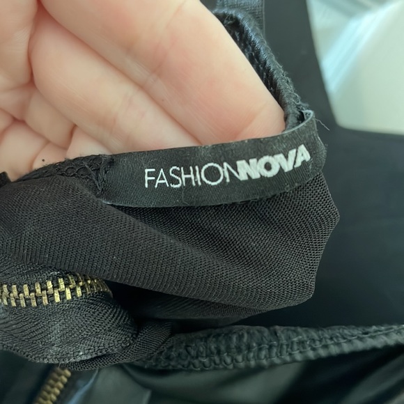 FashionNova plus size 1X black pleather jumpsuit - Picture 10 of 10